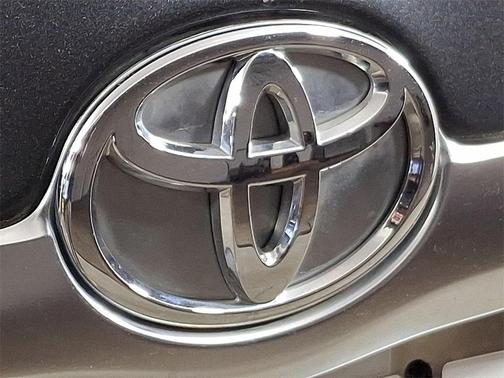 2011 Toyota Camry Hybrid