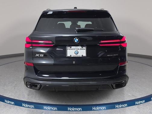 Black Sapphire Metallic 2026 BMW X5 xDrive40i
