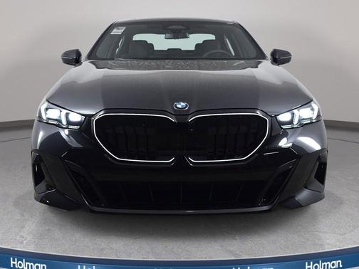 Black Sapphire Metallic 2026 BMW 530 i xDrive