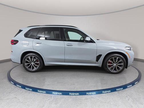 Gray Metallic 2026 BMW X5 xDrive40i