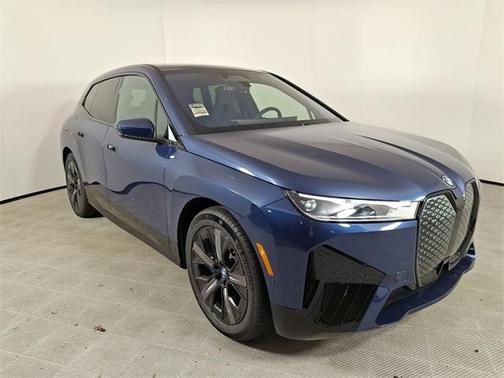2025 BMW iX xDrive50