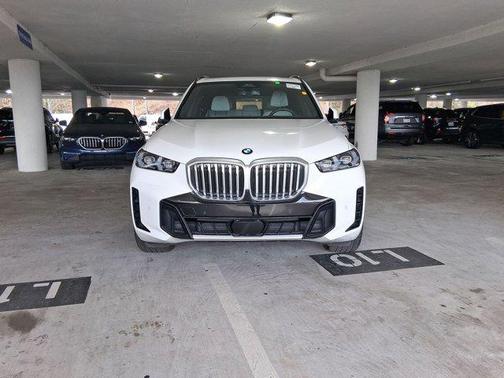 2026 BMW X5 sDrive40i