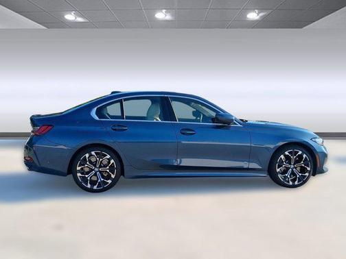 2025 BMW 330 i