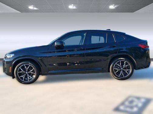 2025 BMW X4 xDrive30i