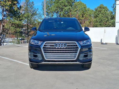2019 Audi Q7 55 Premium