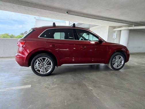 Matador Red Metallic 2018 Audi Q5 2.0T Premium Plus