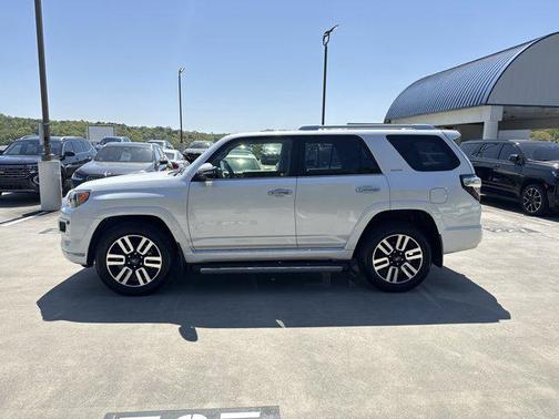 2024 Toyota 4Runner Limited