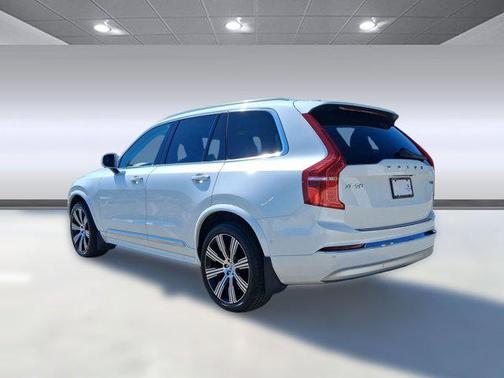 2022 Volvo XC90 T6 Inscription