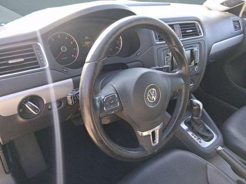 2012 Volkswagen Jetta SEL