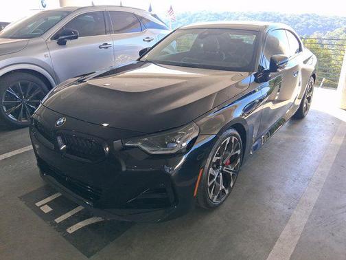 2025 BMW 230 i
