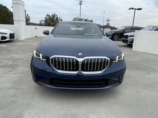 2025 BMW 530 i