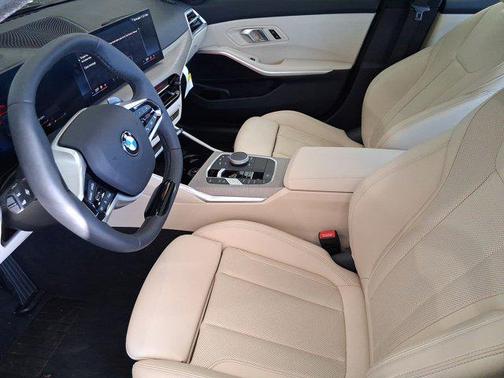 2025 BMW 330 330i Sedan