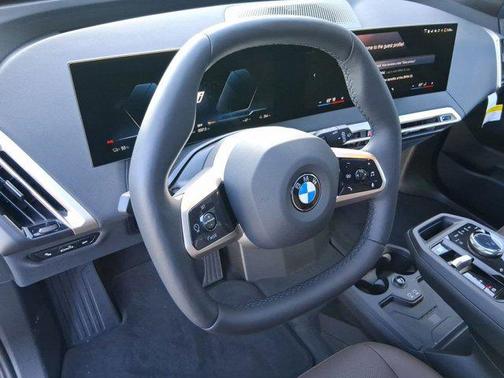 2026 BMW iX xDrive45