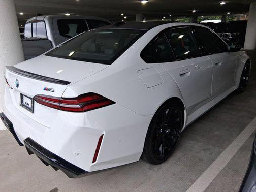 2025 BMW M5 Base