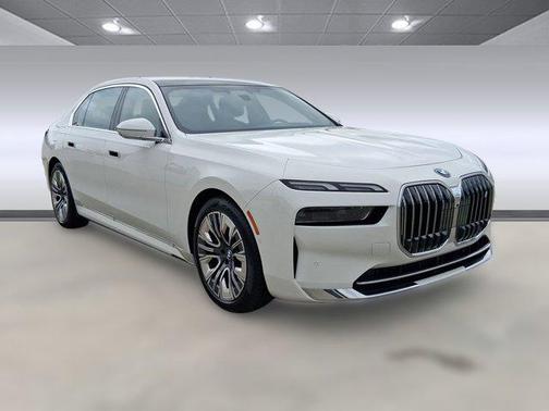 2025 BMW i7 xDrive60