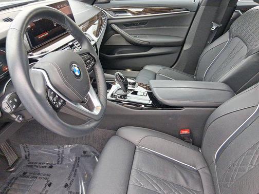 2023 BMW 540 i