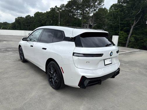 2026 BMW iX xDrive60