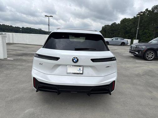 2026 BMW iX xDrive60