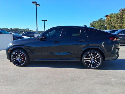 2022 BMW X6 xDrive40i