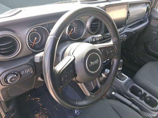 2022 Jeep Wrangler Unlimited Sport