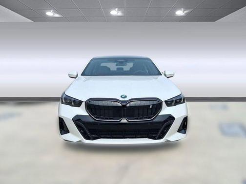 2026 BMW i5 xDrive40