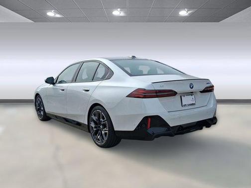 2026 BMW i5 xDrive40