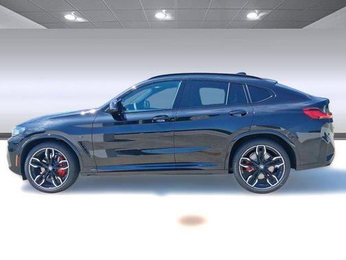 2025 BMW X4 M40i