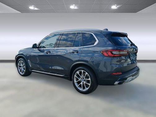 2022 BMW X5 PHEV xDrive45e