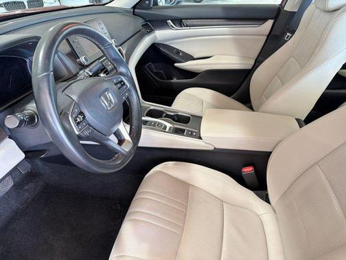 2022 Honda Accord Touring 2.0T
