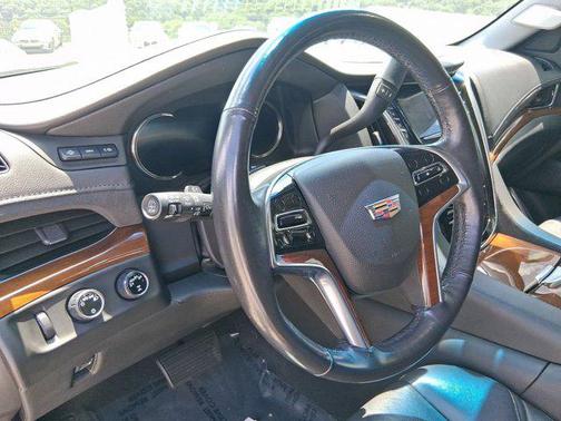 2020 Cadillac Escalade Premium Luxury