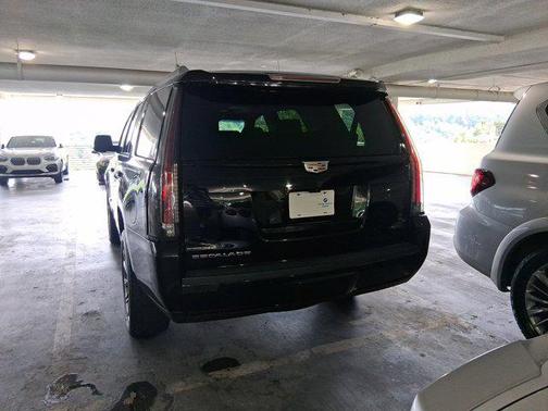 2020 Cadillac Escalade Premium Luxury