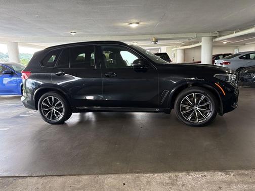 Glacier White Metallic 2025 Audi SQ5 3.0T Premium Plus