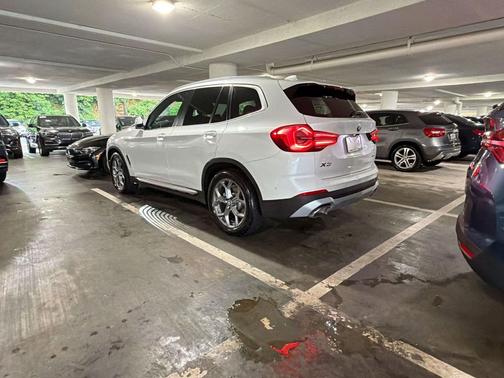 Mineral White Metallic 2024 BMW X3 sDrive30i