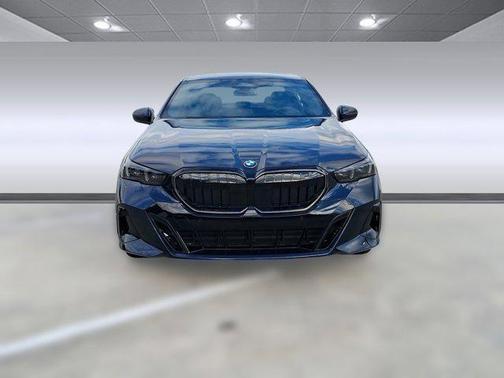 2026 BMW 530 i
