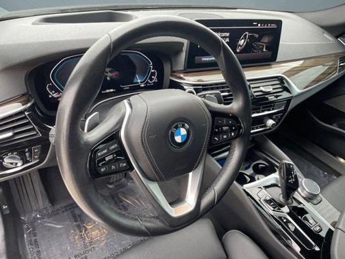 2021 BMW 530e Base