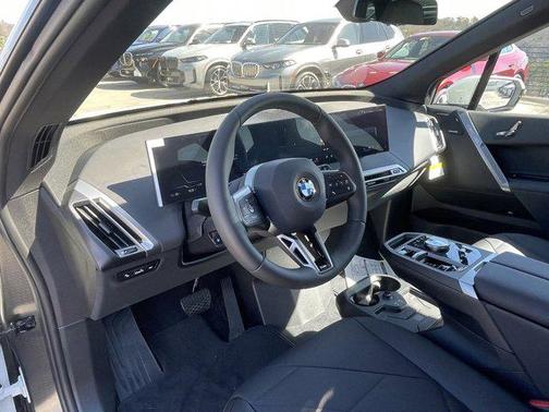 2025 BMW iX xDrive50