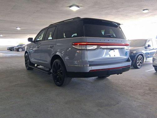 2023 Lincoln Navigator Black Label