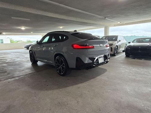 Brooklyn Grey Metallic 2024 BMW X4 M AWD