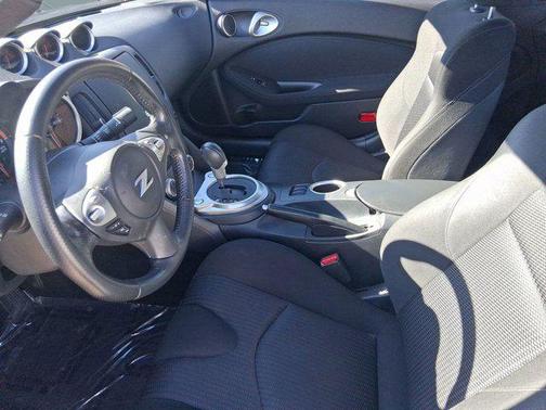 2016 Nissan 370Z Base