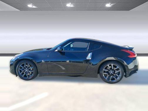 2016 Nissan 370Z Base