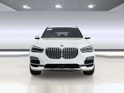 Alpine White 2021 BMW X5 sDrive40i