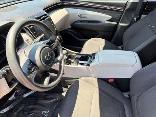 Shimmering Silver 2022 Hyundai TUCSON SEL