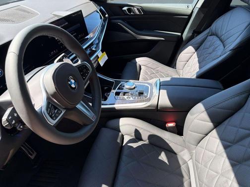 Dravit Grey Metallic 2026 BMW X5 xDrive40i