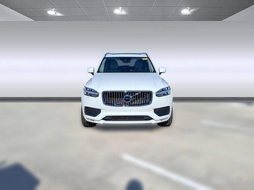2021 Volvo XC90 T5 Momentum