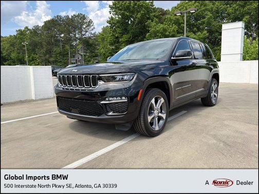 Diamond Black Crystal Pearlcoat 2024 Jeep Grand Cherokee Limited