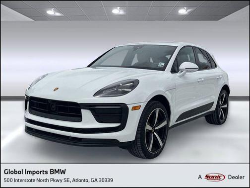 2023 Porsche Macan AWD