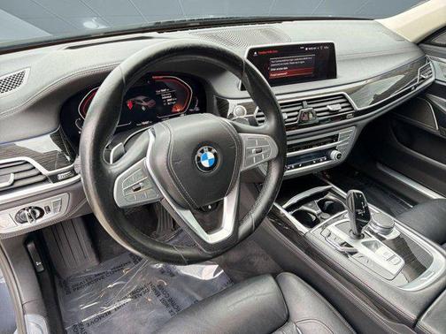 Arctic Gray Metallic 2020 BMW 740 740i