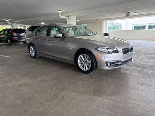 Gold 2015 BMW 528 528i