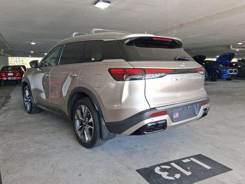 2024 INFINITI QX60 Luxe