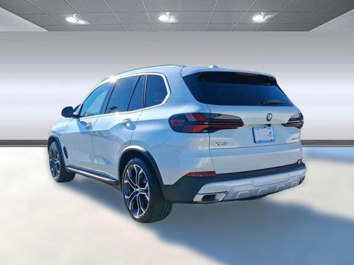 2026 BMW X5 PHEV xDrive50e
